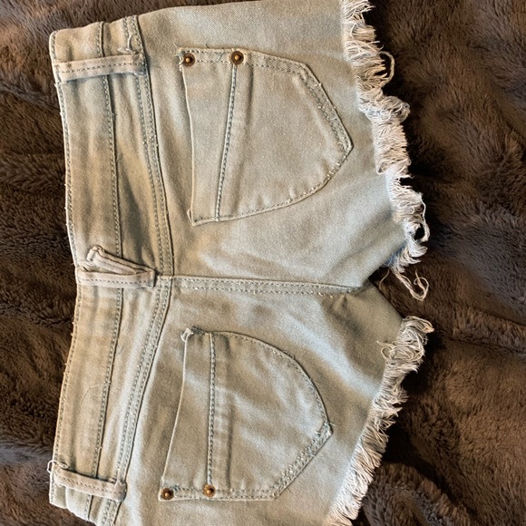 Jean shorts - Picture 2 of 2